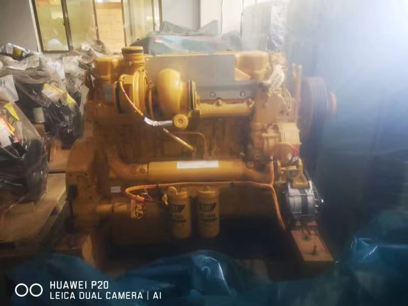 CATERPILLAR C18 - Motor para Maquinaria de construcción: foto 1 CATERPILLAR C18 - Motor para Maquinaria de construcción: foto 1