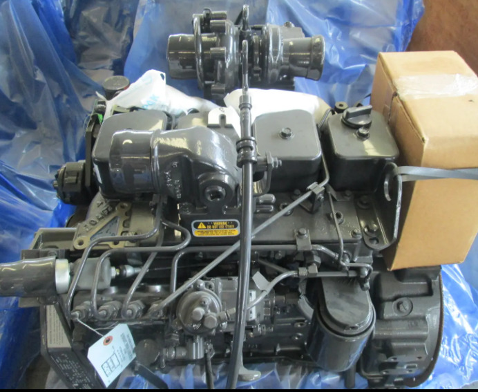 CUMMINS 4BT3.9 - Motor para Excavadora: foto 5 CUMMINS 4BT3.9 - Motor para Excavadora: foto 5