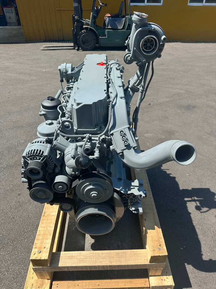 DEUTZ TCD2013L064V - Motor para Pavimentadora de asfalto: foto 4 DEUTZ TCD2013L064V - Motor para Pavimentadora de asfalto: foto 4