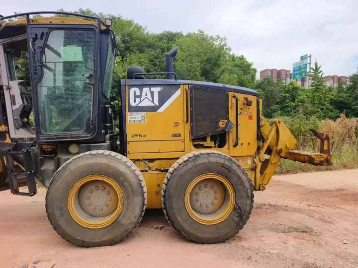 100% Original USA Used Caterpillar 160M with Very Few Hours of Use Used CAT160M Motor Grader in Very Good Condition for Sale! - Grader: foto 3 100% Original USA Used Caterpillar 160M with Very Few Hours of Use Used CAT160M Motor Grader in Very Good Condition for Sale! - Grader: foto 3