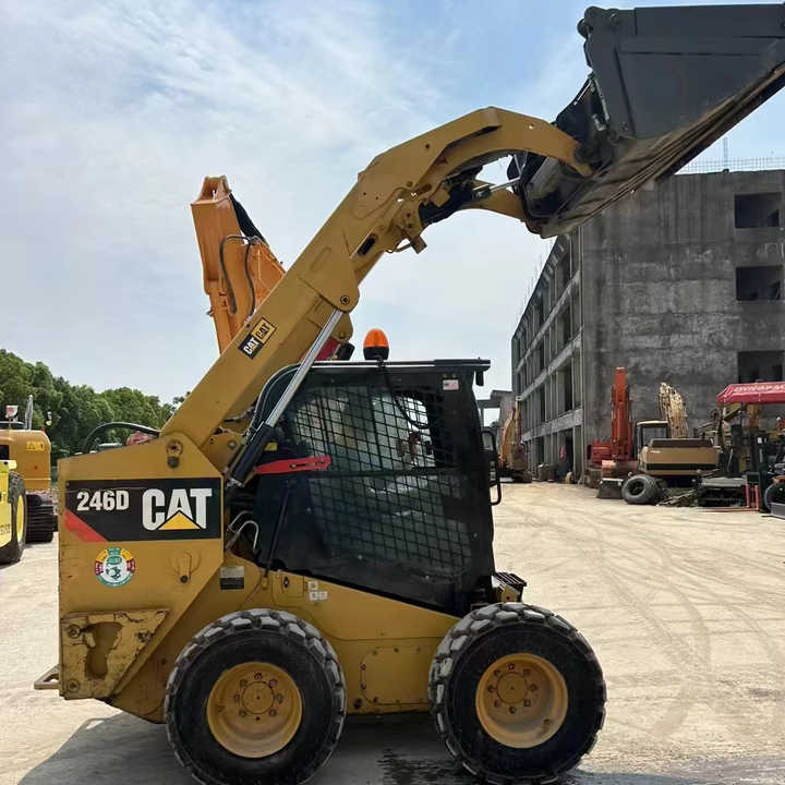 Minicargadora 90% New Front Loader Tractor CAT 246D Skid Steer Loader / Used Cat 226B 246C 246d Mini Skid Steer Loader in Stock [ Copy ]: foto 1