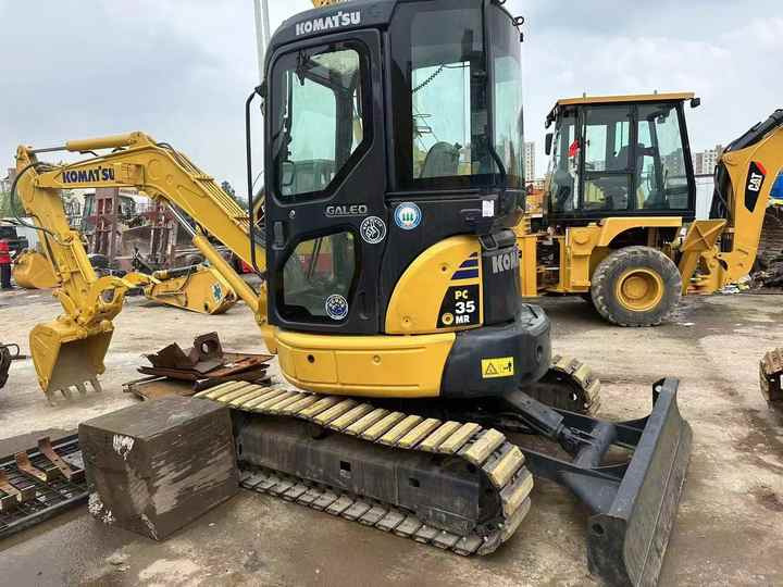 Best Quality Komatsu PC35mr Used Mini Excavator Earth-moving Machinery in Good Performance - Excavadora de cadenas: foto 2 Best Quality Komatsu PC35mr Used Mini Excavator Earth-moving Machinery in Good Performance - Excavadora de cadenas: foto 2