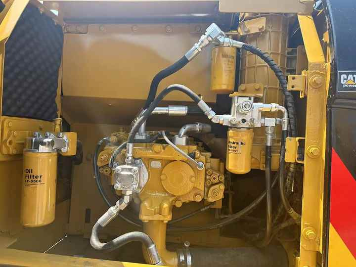 Good Condition Used Cat Excavator 320D2 Caterpillar Second Hand Excavator 312D 315D 320d for Sale - Excavadora de cadenas: foto 5 Good Condition Used Cat Excavator 320D2 Caterpillar Second Hand Excavator 312D 315D 320d for Sale - Excavadora de cadenas: foto 5