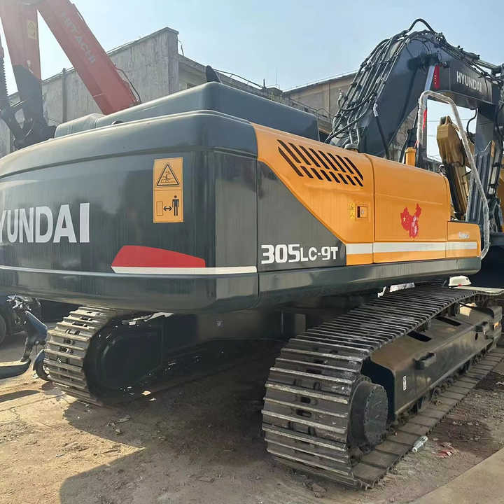 Heavy-Duty Hyundai 305 Excavator for Mining & Construction - Well-Maintained, Warranty Included - Excavadora de cadenas: foto 1 Heavy-Duty Hyundai 305 Excavator for Mining & Construction - Well-Maintained, Warranty Included - Excavadora de cadenas: foto 1