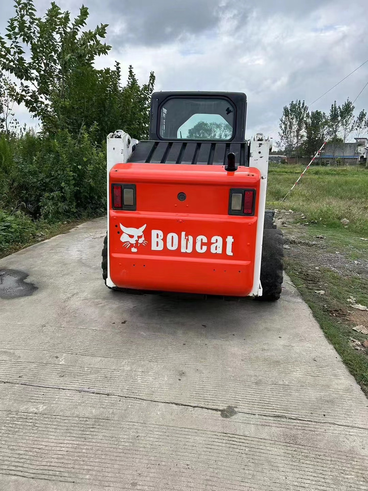 BOBCAT Second-hand Excellent Skidsteer Bobcat S160 - Maquinaria de construcción: foto 4 BOBCAT Second-hand Excellent Skidsteer Bobcat S160 - Maquinaria de construcción: foto 4