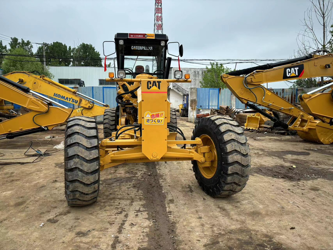 CATERPILLAR Used Grader 140K High Quality Hotsale - Maquinaria de construcción: foto 2 CATERPILLAR Used Grader 140K High Quality Hotsale - Maquinaria de construcción: foto 2