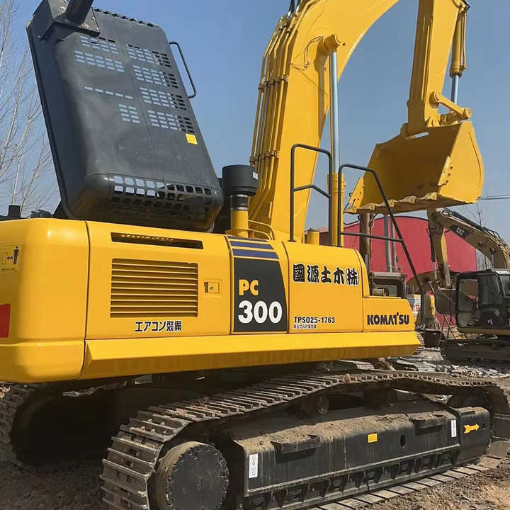 Nice Performance komatsu Pc300-7 Excavator Second Hand 30 Ton Construction Equipment Komatsu Excavator in Stock for Sale - Excavadora: foto 1 Nice Performance komatsu Pc300-7 Excavator Second Hand 30 Ton Construction Equipment Komatsu Excavator in Stock for Sale - Excavadora: foto 1