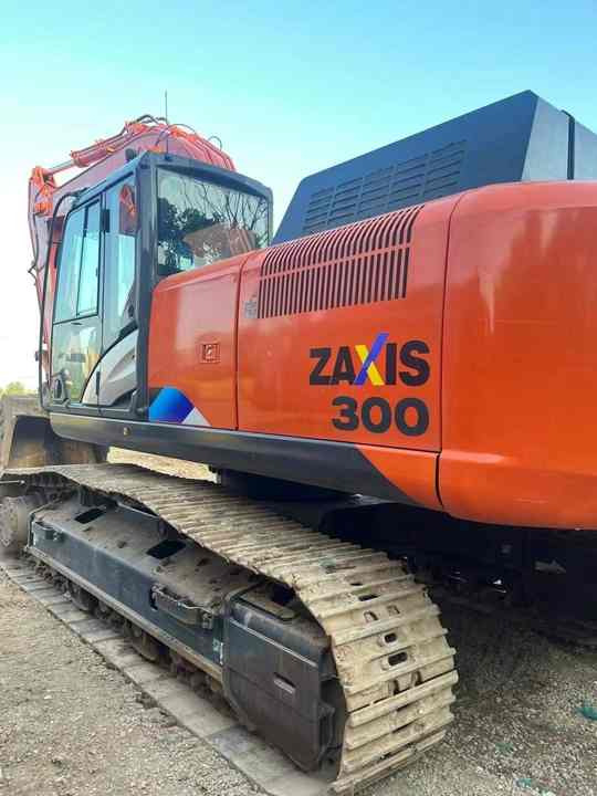 Original Japan Hitachi ZX300 Excavator Hitachi Excavator in Low Price for Hot Sale - Excavadora de cadenas: foto 2 Original Japan Hitachi ZX300 Excavator Hitachi Excavator in Low Price for Hot Sale - Excavadora de cadenas: foto 2