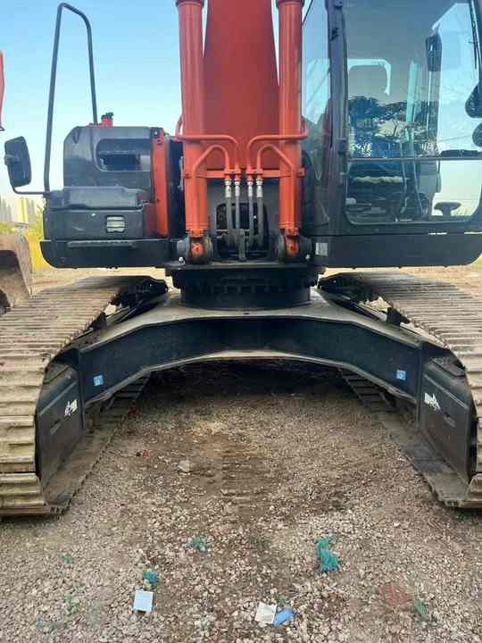 Original Japan Hitachi ZX300 Excavator Hitachi Excavator in Low Price for Hot Sale - Excavadora de cadenas: foto 3 Original Japan Hitachi ZX300 Excavator Hitachi Excavator in Low Price for Hot Sale - Excavadora de cadenas: foto 3