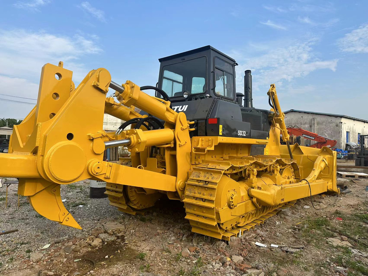 SHANTUI SD32 Used Machine Construction Bulldozer - Bulldozer: foto 5 SHANTUI SD32 Used Machine Construction Bulldozer - Bulldozer: foto 5