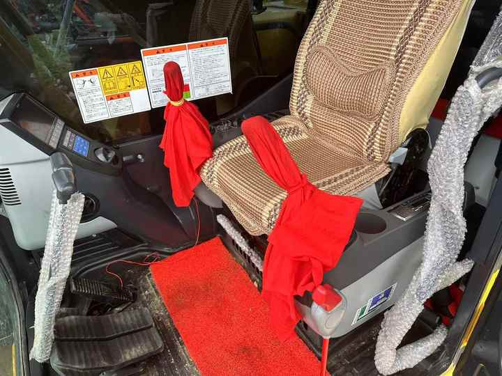 Excavadora de cadenas Second Hand  Komatsu PC210-8 Excavator 21 Ton Crawler Excavator Japan Brand Low Price with Good Quality for SALE: foto 6