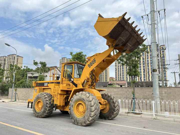 Used CAT 980f 980g 980c Wheel Loader Second Hand Condition CAT 966H 966F 966E 966G Front Loaders for Sale - Cargadora de ruedas: foto 5 Used CAT 980f 980g 980c Wheel Loader Second Hand Condition CAT 966H 966F 966E 966G Front Loaders for Sale - Cargadora de ruedas: foto 5