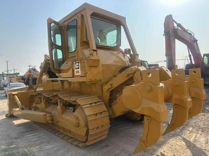 Used Cat D7G New Model Bulldozer Second Hand Machine Popular Brand Caterpillar Crawler Bulldozer Hydraulic Machinery - Bulldozer: foto 5 Used Cat D7G New Model Bulldozer Second Hand Machine Popular Brand Caterpillar Crawler Bulldozer Hydraulic Machinery - Bulldozer: foto 5