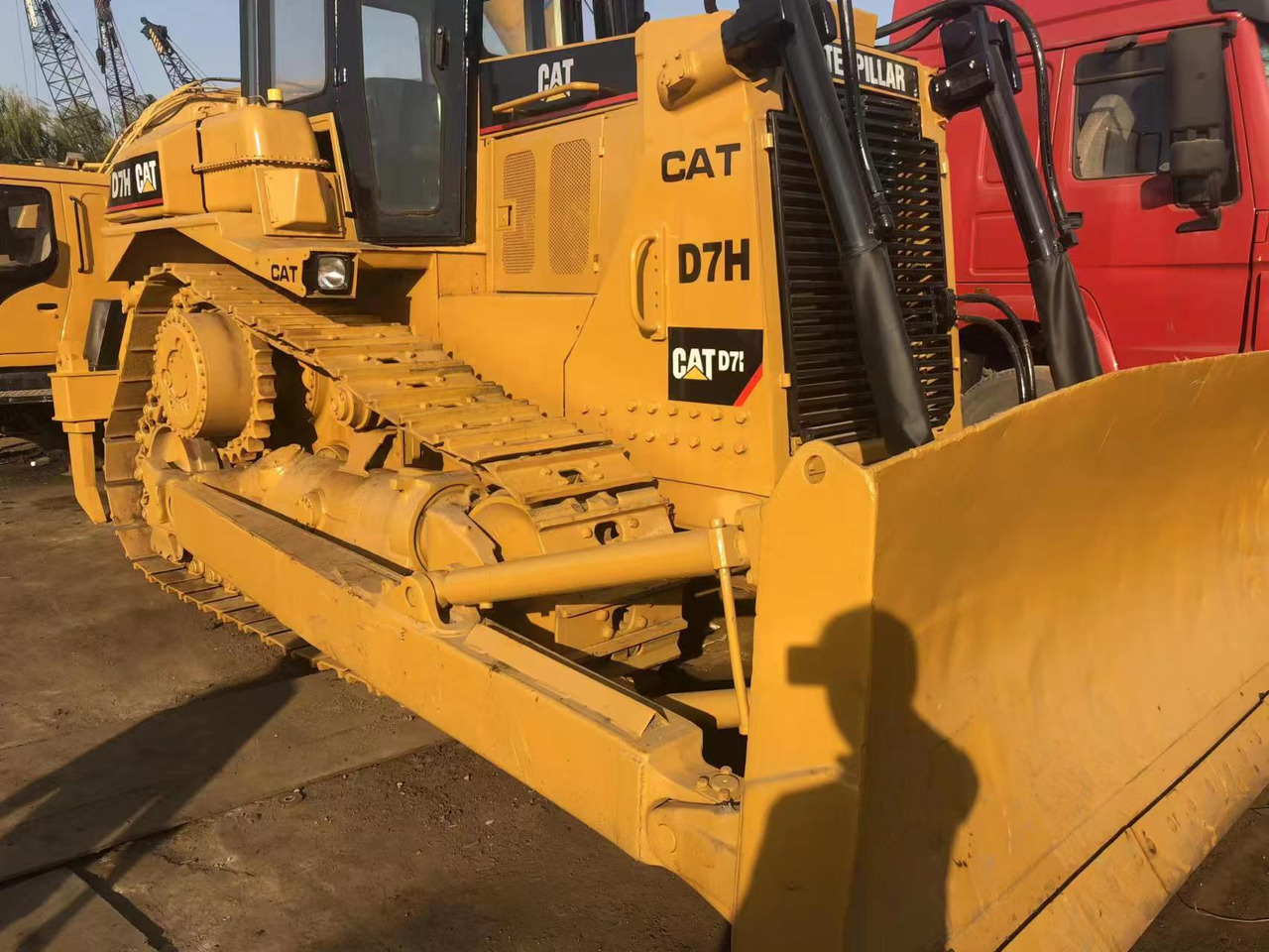 Used Caterpillar Cat D7H Dozer, Second Hand Cat D7H Bulldozer With Stong Blade - Bulldozer: foto 1 Used Caterpillar Cat D7H Dozer, Second Hand Cat D7H Bulldozer With Stong Blade - Bulldozer: foto 1
