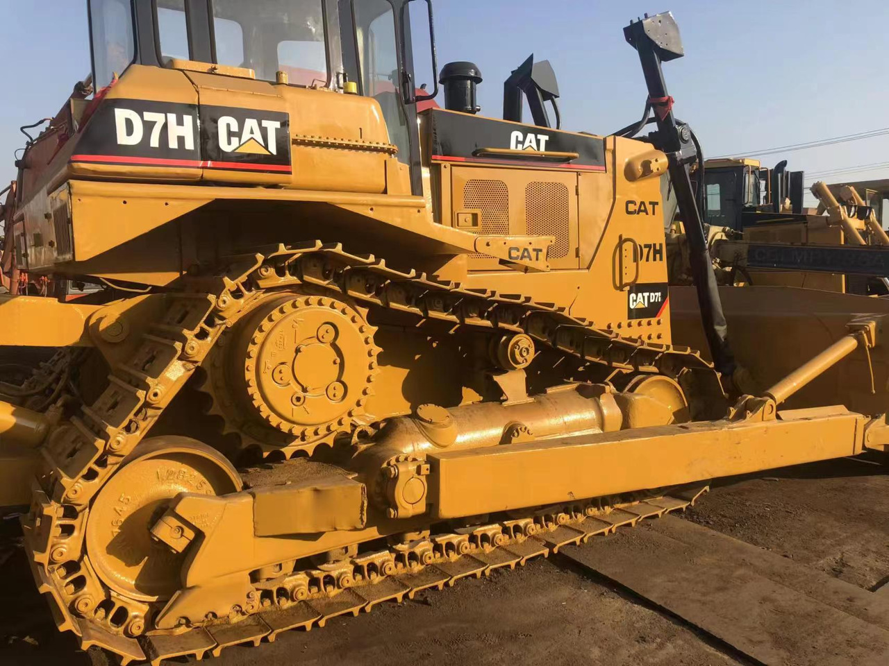 Used Caterpillar Cat D7H Dozer, Second Hand Cat D7H Bulldozer With Stong Blade - Bulldozer: foto 3 Used Caterpillar Cat D7H Dozer, Second Hand Cat D7H Bulldozer With Stong Blade - Bulldozer: foto 3