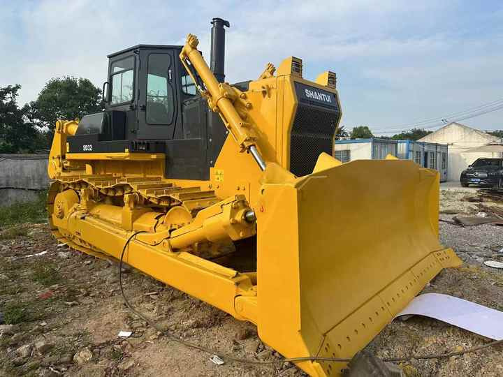 Used China Brand Shantui Sd32 Bulldozer in Stock High Quality Shantui Sd16 22 32 Bulldozer for Sale - Bulldozer: foto 5 Used China Brand Shantui Sd32 Bulldozer in Stock High Quality Shantui Sd16 22 32 Bulldozer for Sale - Bulldozer: foto 5