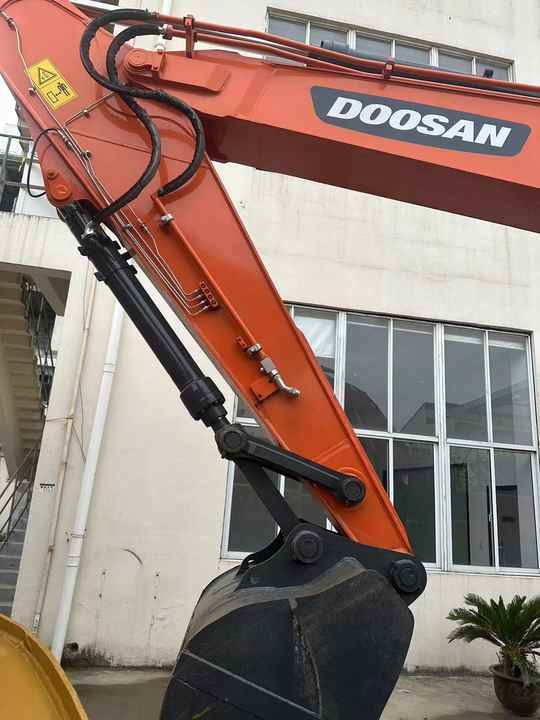Used Digger DOOSAN DX300 Construction Machinery Construction Digger Used DOOSAN DX300 Cheap Excavator - Excavadora de cadenas: foto 5 Used Digger DOOSAN DX300 Construction Machinery Construction Digger Used DOOSAN DX300 Cheap Excavator - Excavadora de cadenas: foto 5