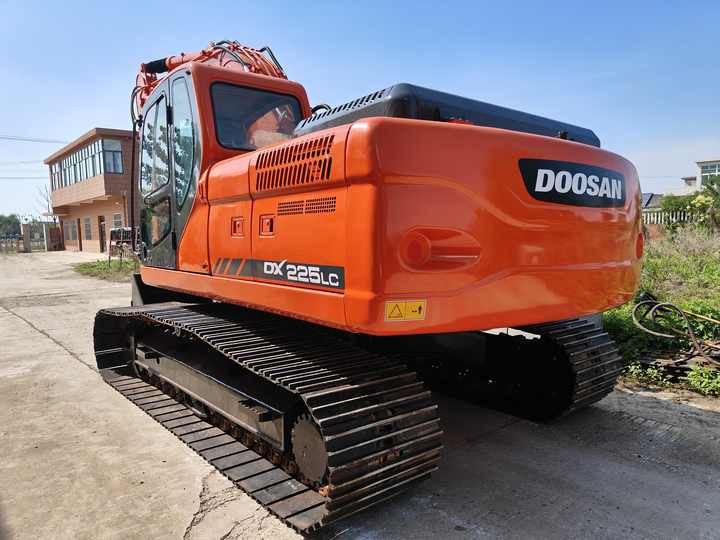 Used Doosan DX225LC Excavator | Low Hours | Heavy Duty | G lobal Shipping - Excavadora: foto 2 Used Doosan DX225LC Excavator | Low Hours | Heavy Duty | G lobal Shipping - Excavadora: foto 2