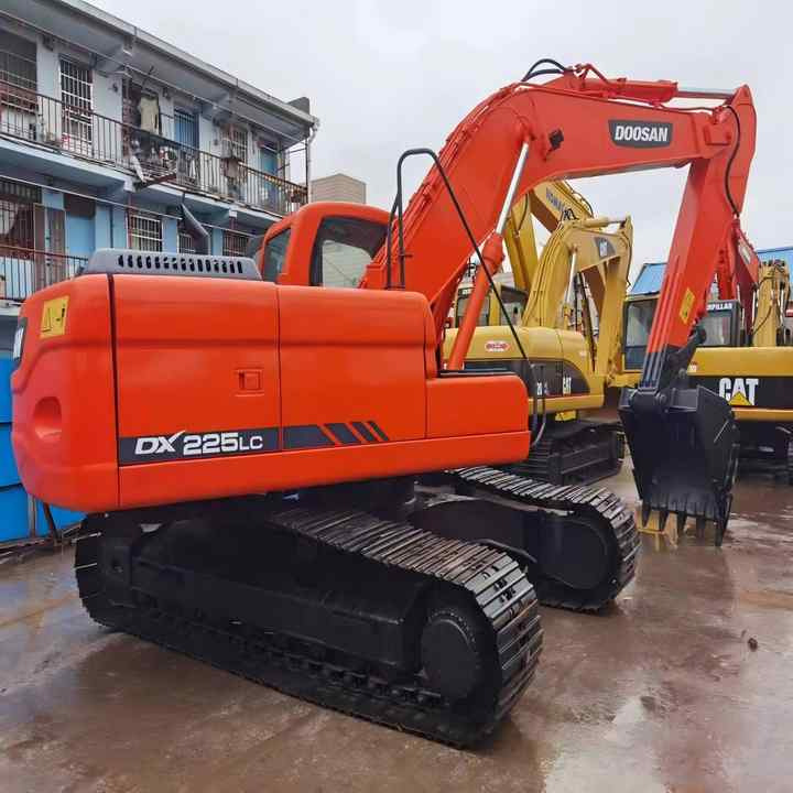Used Doosan DX225LC Excavator | Low Hours | Heavy Duty | G lobal Shipping - Excavadora: foto 1 Used Doosan DX225LC Excavator | Low Hours | Heavy Duty | G lobal Shipping - Excavadora: foto 1