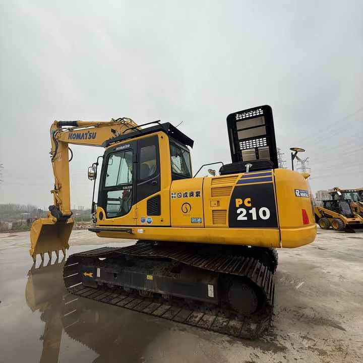 Used Good Quality Japan Original PC210-8 in Good Condition PC210-8 Komatsu - Excavadora de cadenas: foto 2 Used Good Quality Japan Original PC210-8 in Good Condition PC210-8 Komatsu - Excavadora de cadenas: foto 2