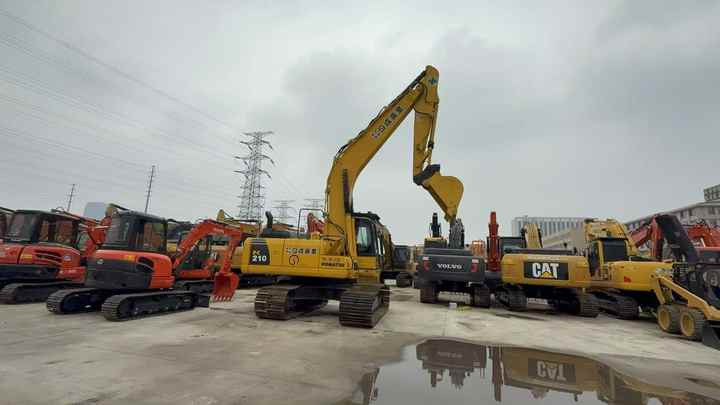 Used Good Quality Japan Original PC210-8 in Good Condition PC210-8 Komatsu - Excavadora de cadenas: foto 4 Used Good Quality Japan Original PC210-8 in Good Condition PC210-8 Komatsu - Excavadora de cadenas: foto 4