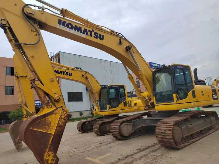 Used Good Quality Japan Original PC300-8 in Good Condition PC300-8 Komatsu - Excavadora de cadenas: foto 4 Used Good Quality Japan Original PC300-8 in Good Condition PC300-8 Komatsu - Excavadora de cadenas: foto 4