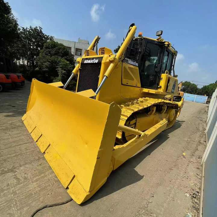 Used Heavy Construction Equipment KomatsuD65EX Bulldozer Used Machine - Bulldozer: foto 5 Used Heavy Construction Equipment KomatsuD65EX Bulldozer Used Machine - Bulldozer: foto 5