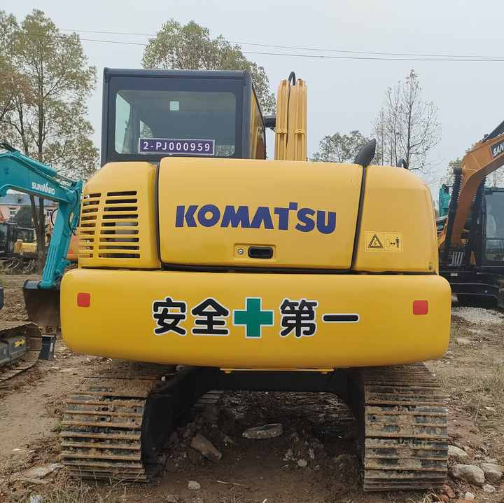 Used Heavy Machinery Komatsu PC70-8 Digger Cheap for Sale - Excavadora de cadenas: foto 5 Used Heavy Machinery Komatsu PC70-8 Digger Cheap for Sale - Excavadora de cadenas: foto 5
