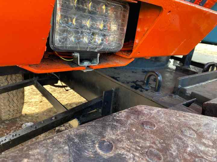 Leasing para  Used Hitachi Ex100WD Wheel Excavator for Sale Japan Made Hitachi Ex100wd Wheeled Excavator for Sale Used Hitachi Ex100WD Wheel Excavator for Sale Japan Made Hitachi Ex100wd Wheeled Excavator for Sale: foto 6