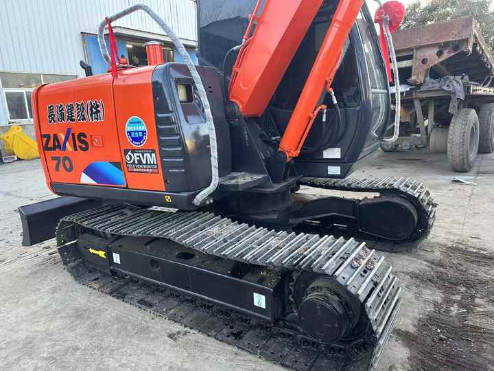 Used Hitachi Excavator ZX70 Japan Import Second Hand Small Crawler ZX70 Excavator for Sale - Excavadora de cadenas: foto 3 Used Hitachi Excavator ZX70 Japan Import Second Hand Small Crawler ZX70 Excavator for Sale - Excavadora de cadenas: foto 3