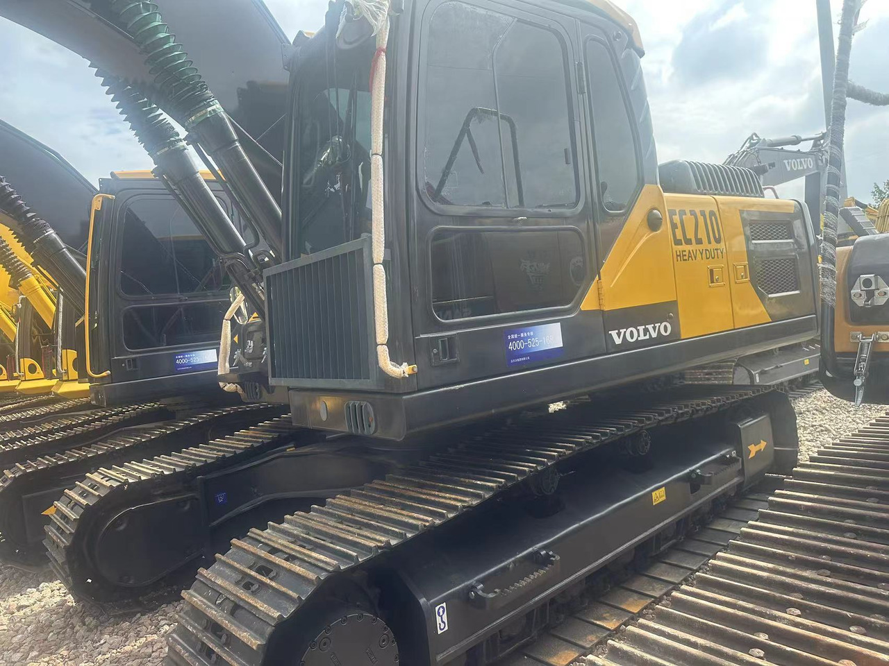 Used VOLVO EC210 Excavator Efficient Heavy Construction Equipment with Original Engine Second Hand Crawler Excavator - Excavadora: foto 4 Used VOLVO EC210 Excavator Efficient Heavy Construction Equipment with Original Engine Second Hand Crawler Excavator - Excavadora: foto 4