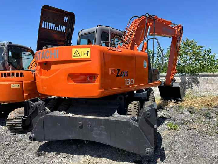 Used Wheel Excavator Hitachi ZX 130W Made in Japan 13ton Hitachi Zx130w Wheel Excavator Price Used Hitachi Zx130 Excavator SALE - Excavadora: foto 2 Used Wheel Excavator Hitachi ZX 130W Made in Japan 13ton Hitachi Zx130w Wheel Excavator Price Used Hitachi Zx130 Excavator SALE - Excavadora: foto 2