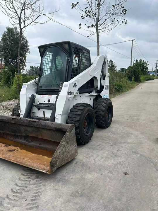 Very Good Machine Used Skid Wheel Loader Bobcat S300 for Sale - Minicargadora: foto 4 Very Good Machine Used Skid Wheel Loader Bobcat S300 for Sale - Minicargadora: foto 4