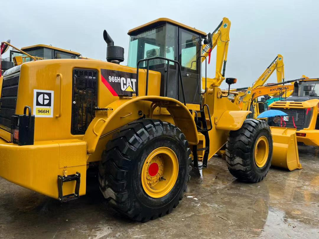 WHEEL LOADER Original Used CAT 966H Wheel Loader with High Performance on Sale Cat 966H Heavy Machinery Loader with Low Price - Cargadora de ruedas: foto 4 WHEEL LOADER Original Used CAT 966H Wheel Loader with High Performance on Sale Cat 966H Heavy Machinery Loader with Low Price - Cargadora de ruedas: foto 4