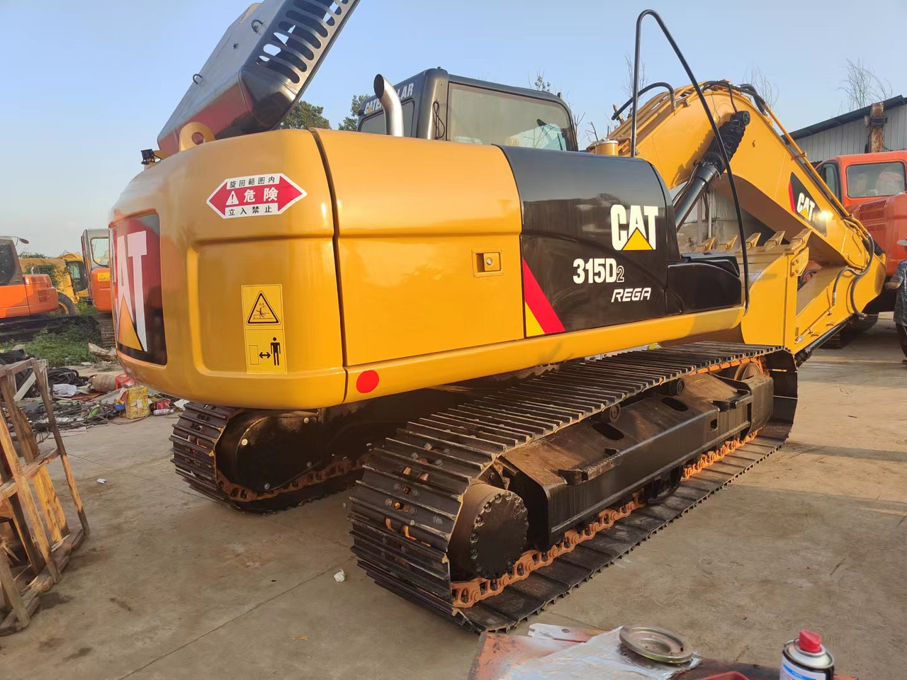 CATERPILLAR 315D - Excavadora de cadenas: foto 2 CATERPILLAR 315D - Excavadora de cadenas: foto 2