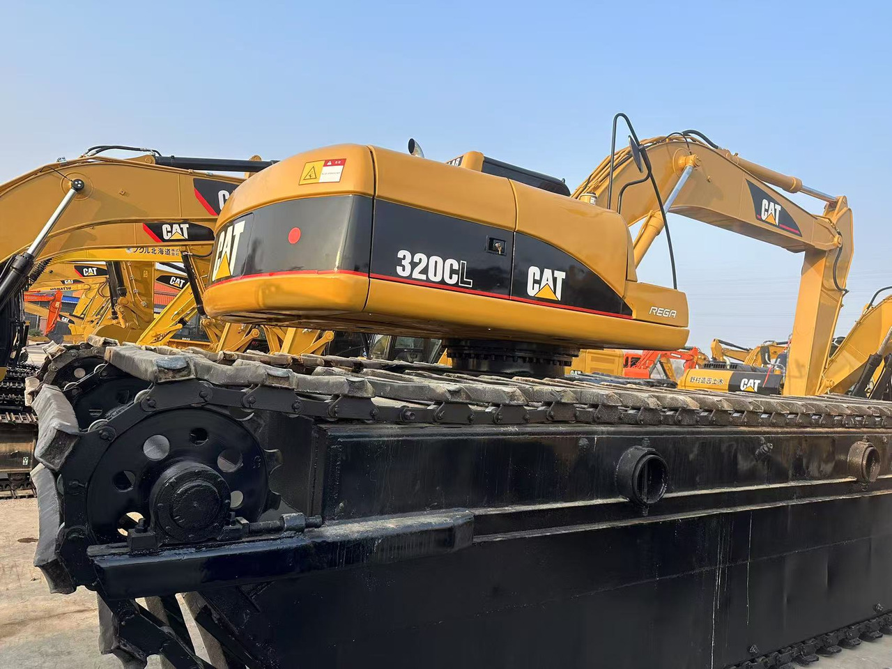 CATERPILLAR 320C Amphibious excavator - Excavadora anfibia: foto 5 CATERPILLAR 320C Amphibious excavator - Excavadora anfibia: foto 5