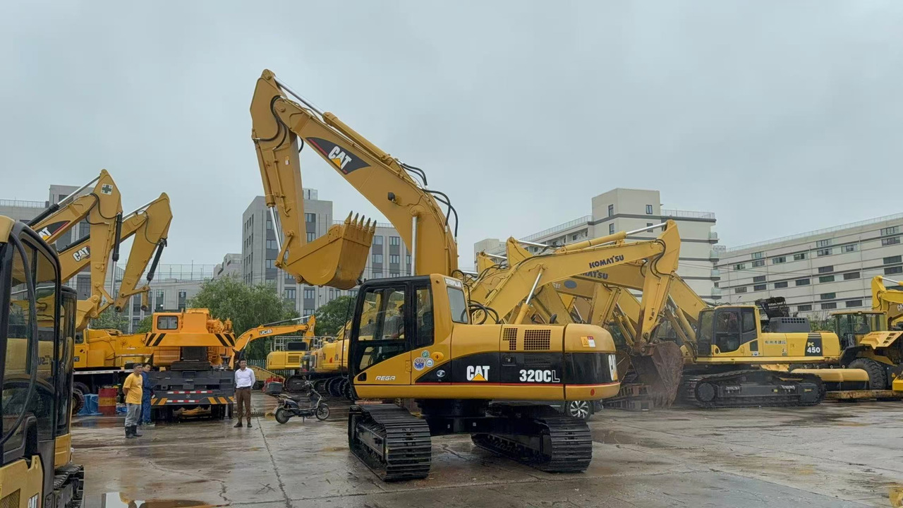CATERPILLAR 320C - Excavadora de cadenas: foto 4 CATERPILLAR 320C - Excavadora de cadenas: foto 4