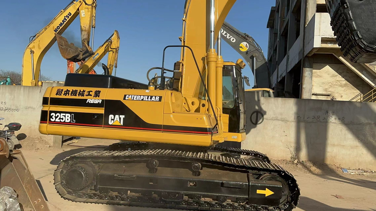 CATERPILLAR 325B - Excavadora de cadenas: foto 1 CATERPILLAR 325B - Excavadora de cadenas: foto 1