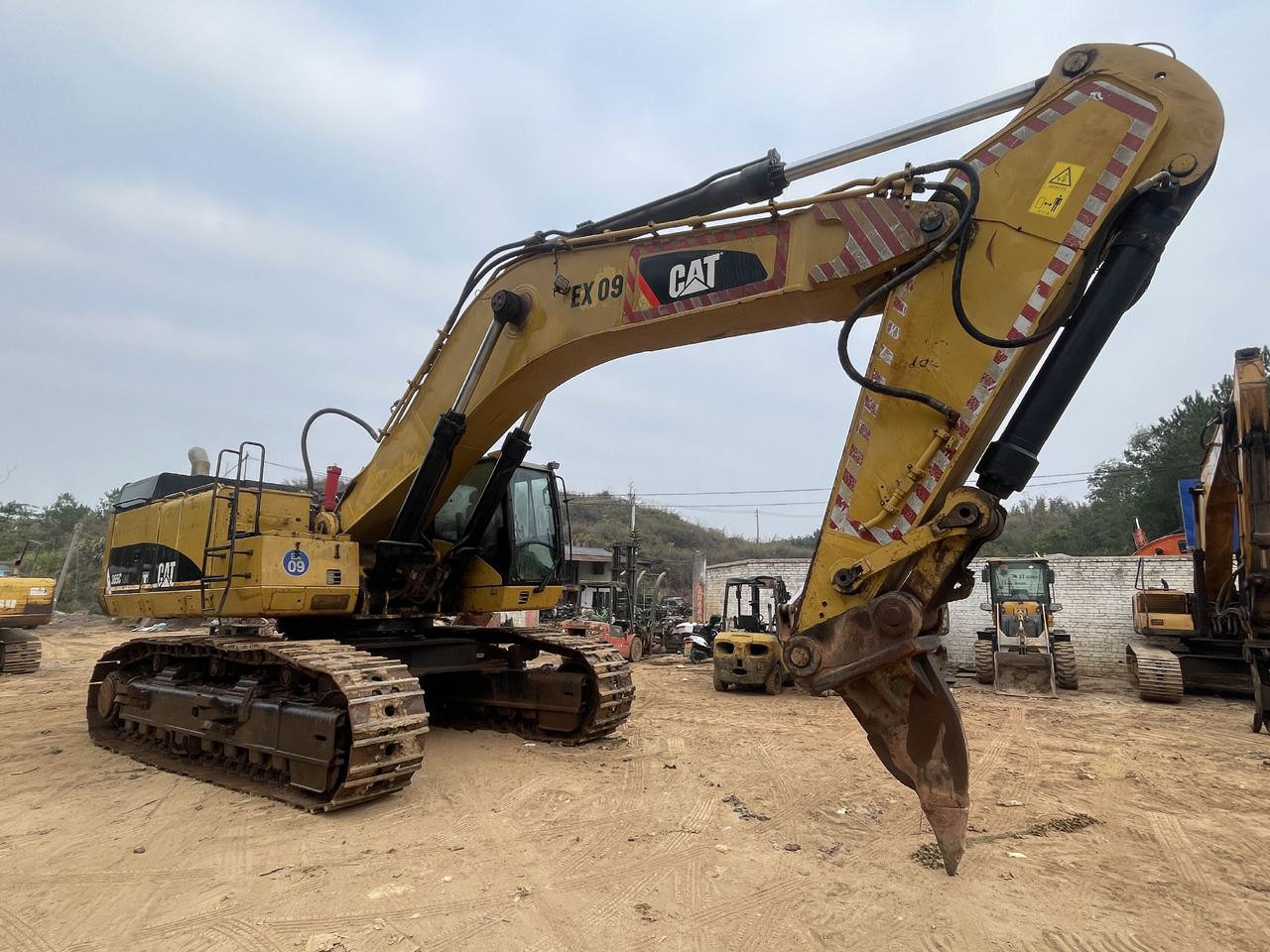 CATERPILLAR 365C - Excavadora de cadenas: foto 2 CATERPILLAR 365C - Excavadora de cadenas: foto 2