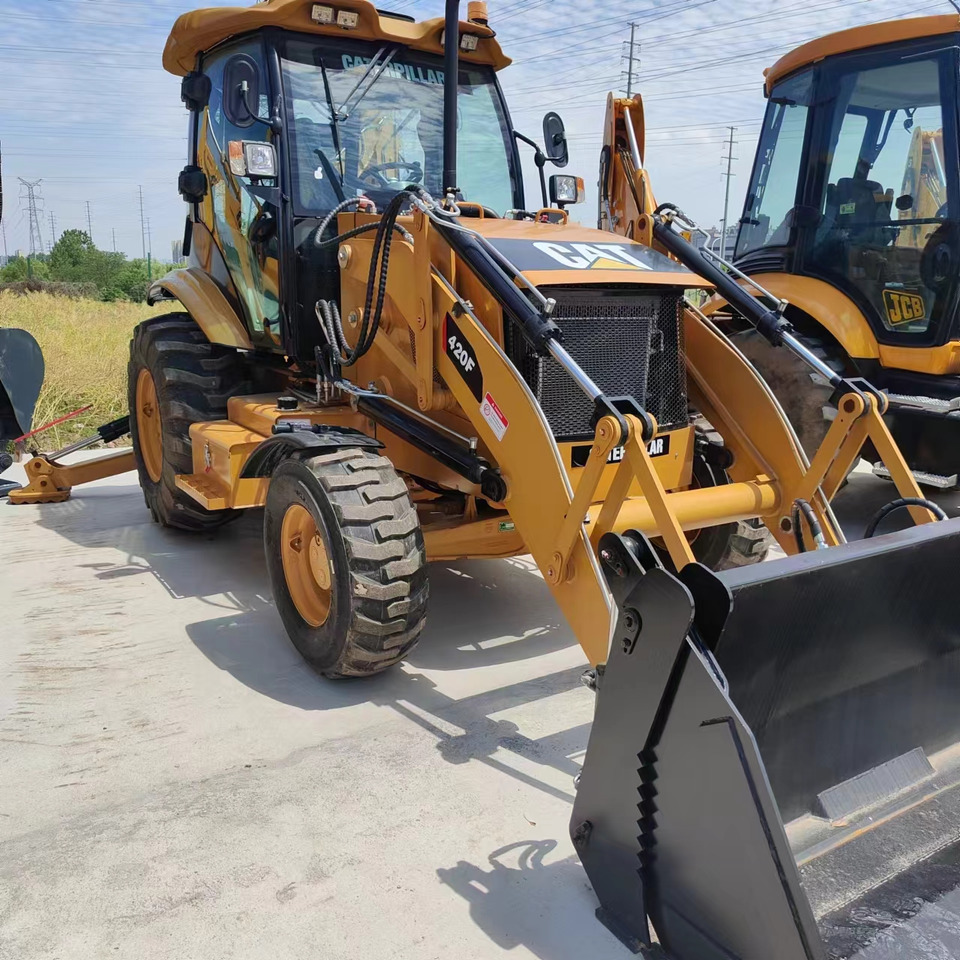 CATERPILLAR 420F - Retroexcavadora: foto 1 CATERPILLAR 420F - Retroexcavadora: foto 1