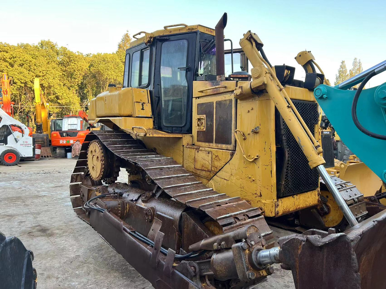 CATERPILLAR D6H - Bulldozer: foto 3 CATERPILLAR D6H - Bulldozer: foto 3