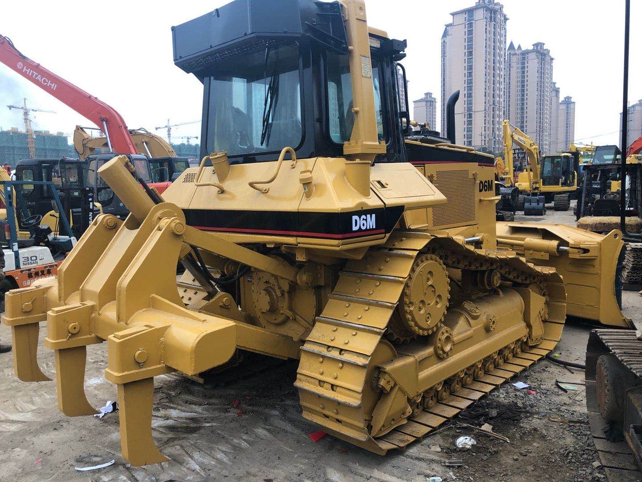 CATERPILLAR D6M - Bulldozer: foto 3 CATERPILLAR D6M - Bulldozer: foto 3