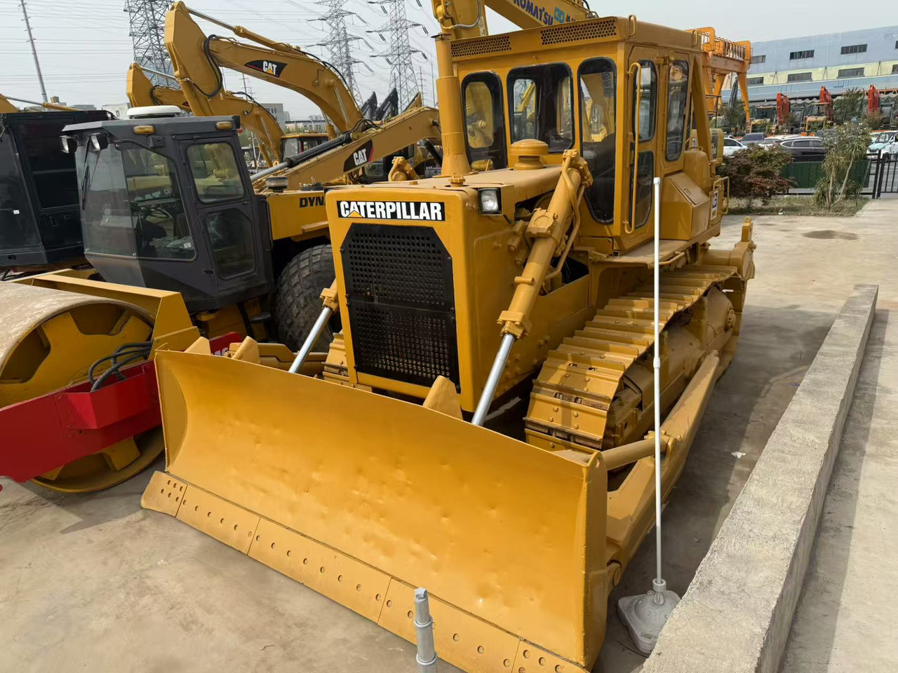 CATERPILLAR D8K - Bulldozer: foto 3 CATERPILLAR D8K - Bulldozer: foto 3