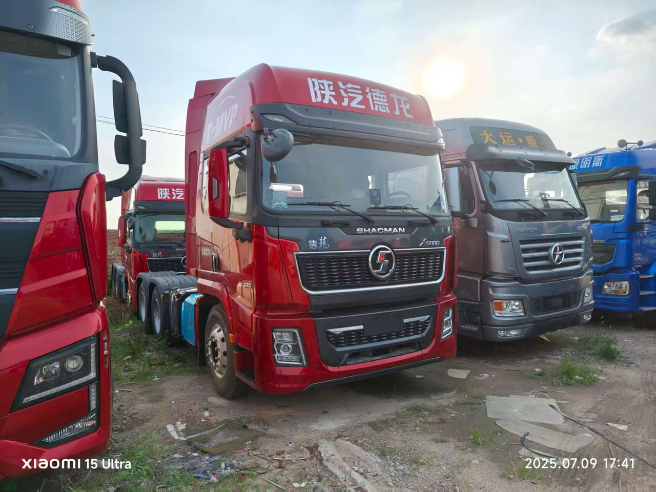 SHACMAN X5000 6x4 - Cabeza tractora: foto 3 SHACMAN X5000 6x4 - Cabeza tractora: foto 3