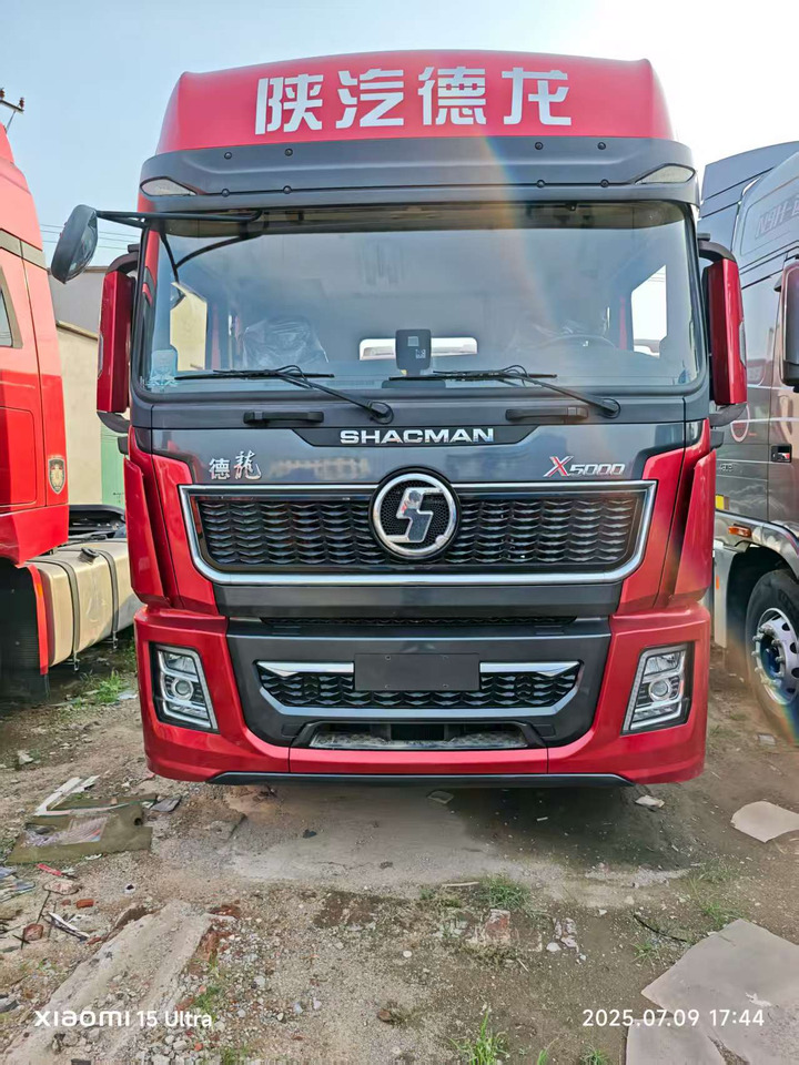 SHACMAN X5000 6x4 - Cabeza tractora: foto 2 SHACMAN X5000 6x4 - Cabeza tractora: foto 2