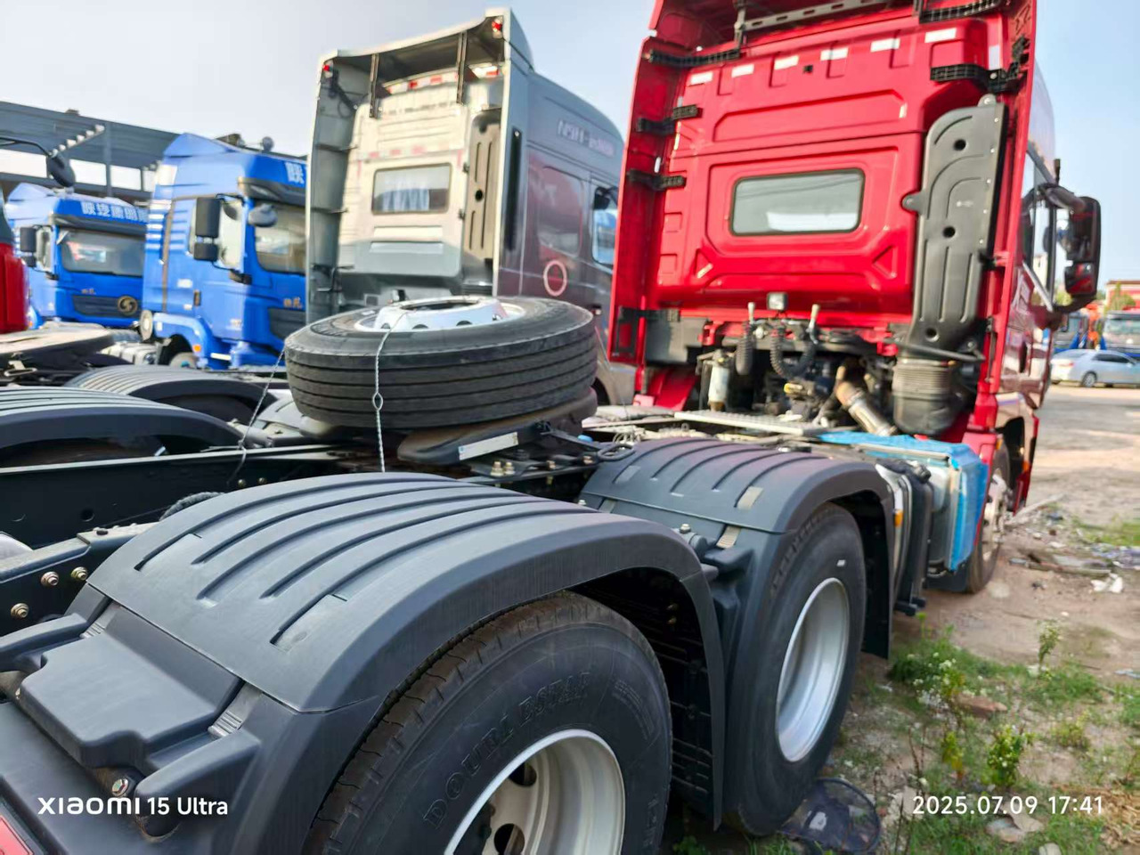 SHACMAN X5000 6x4 - Cabeza tractora: foto 4 SHACMAN X5000 6x4 - Cabeza tractora: foto 4