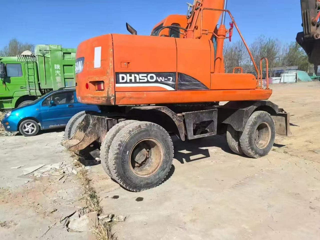 DOOSAN DH150W-7 - Excavadora de ruedas: foto 4 DOOSAN DH150W-7 - Excavadora de ruedas: foto 4