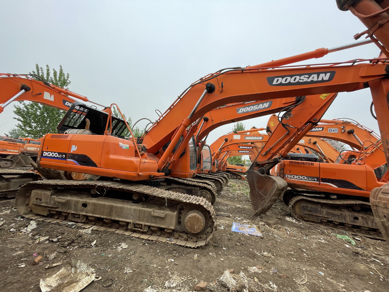 DOOSAN DH300LC-7 - Excavadora de cadenas: foto 3 DOOSAN DH300LC-7 - Excavadora de cadenas: foto 3