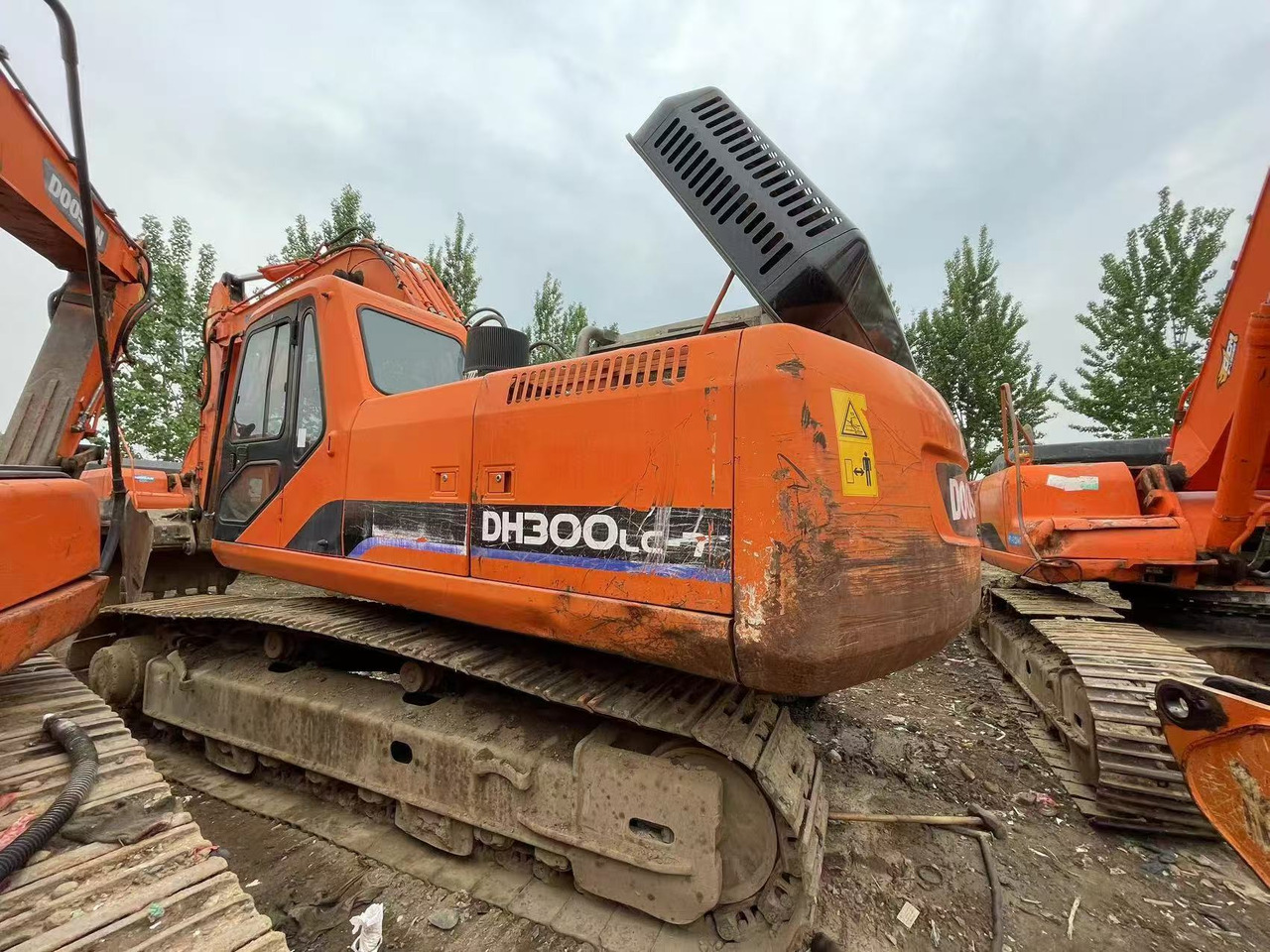 DOOSAN DH300LC-7 - Excavadora de cadenas: foto 2 DOOSAN DH300LC-7 - Excavadora de cadenas: foto 2