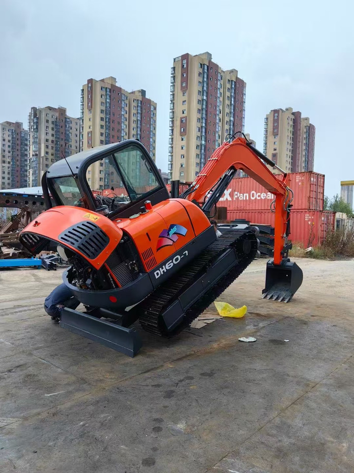 DOOSAN DH60-7 - Excavadora de cadenas: foto 5 DOOSAN DH60-7 - Excavadora de cadenas: foto 5